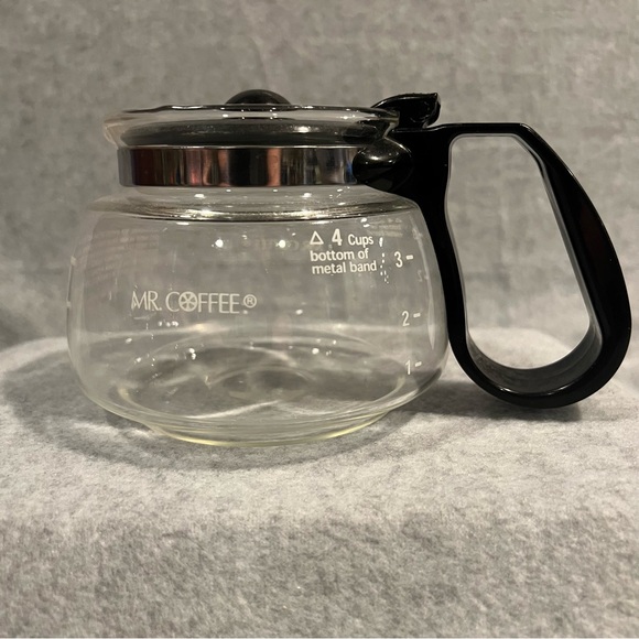 Mr. Coffee 4 Cup Replacement Pot In Excellent Condiiton - Picture 1 of 8
